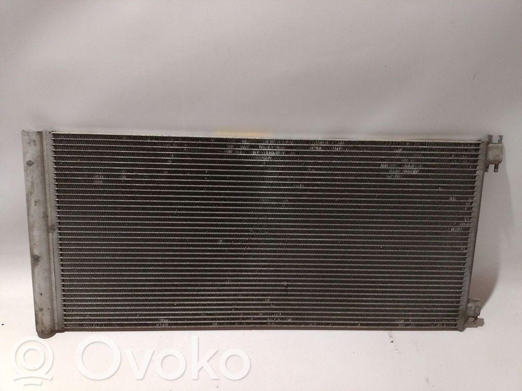 Opel Vivaro Radiator răcire A/C (condensor) 
