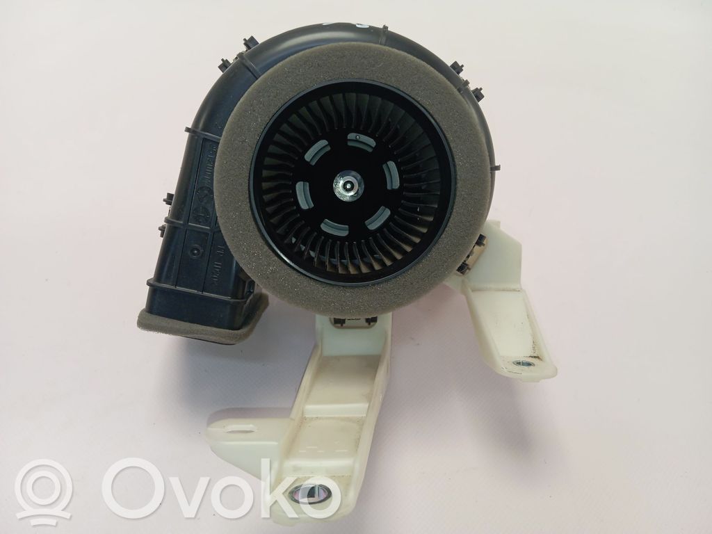 Toyota Yaris Ventilator aerotermă 
