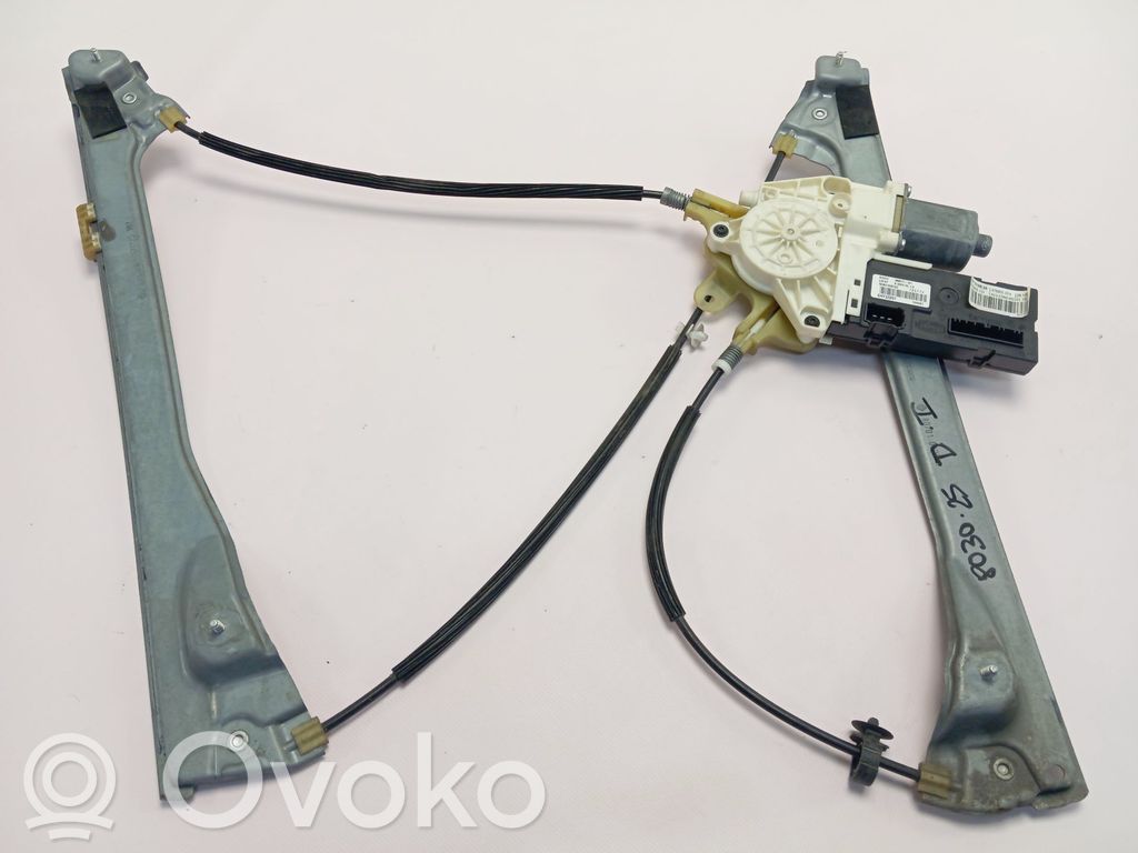 Renault Laguna III Macara geam față manuală 
