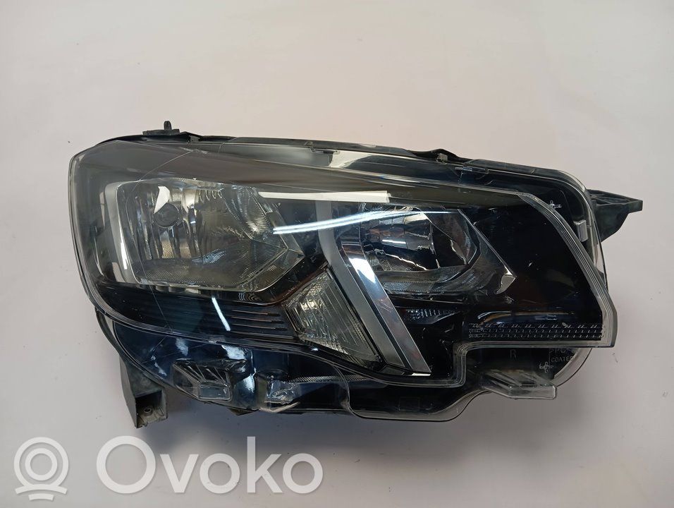 Peugeot Partner III Faro/fanale 