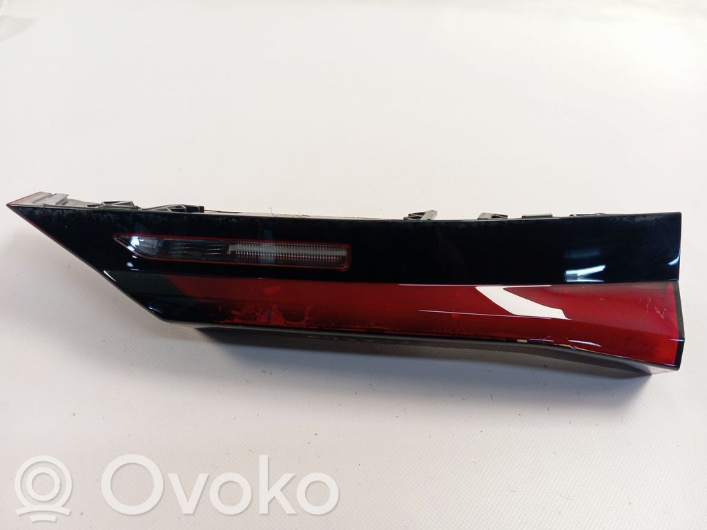 BMW M5 Takaluukun takavalot