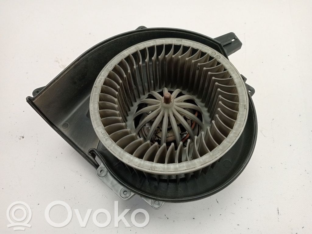 Volkswagen Polo IV 9N3 Ventilator aerotermă