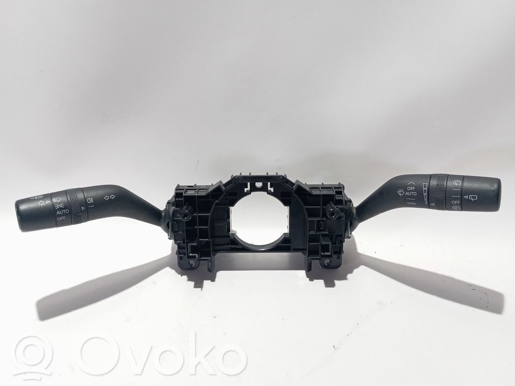 Mazda 3 Panel lighting control switch