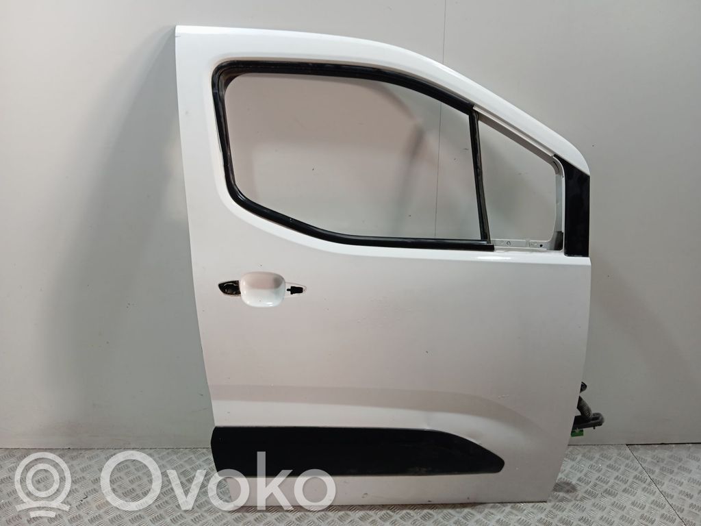 Opel Combo E Drzwi przednie