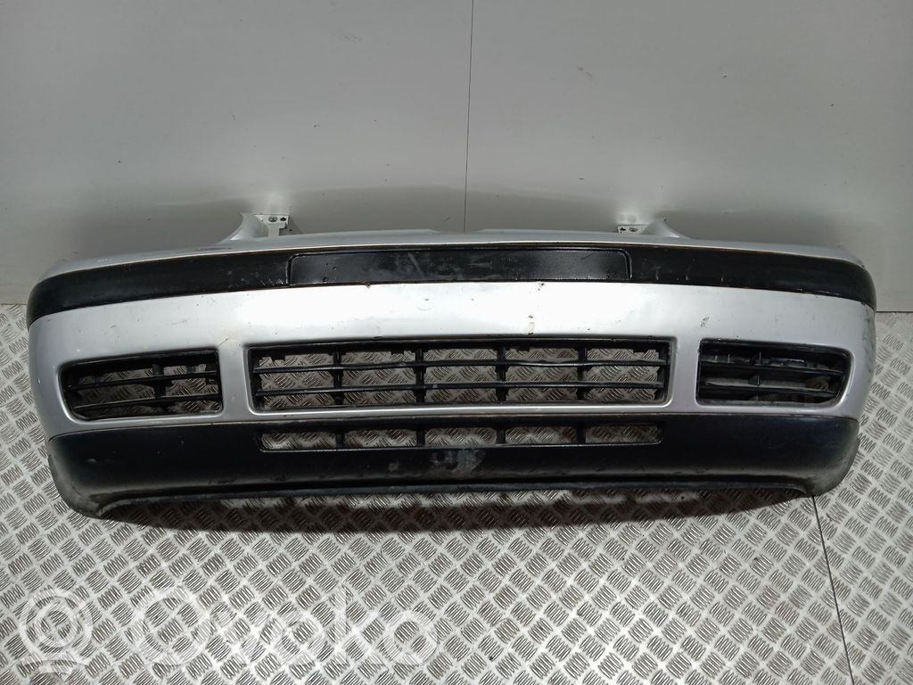 Volkswagen Golf SportWagen Zderzak przedni 