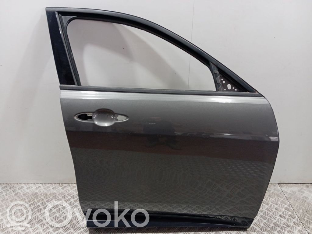 Alfa Romeo Tonale Tür vorne
