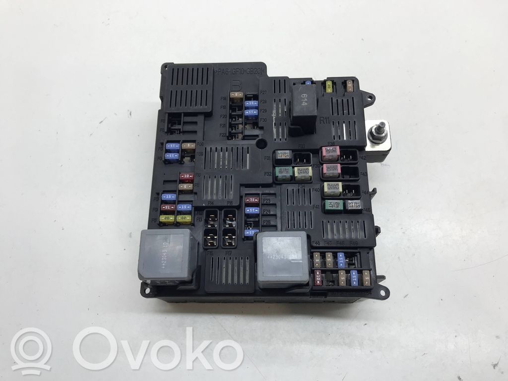 Volvo V60 Skrzynka bezpieczników / Komplet 