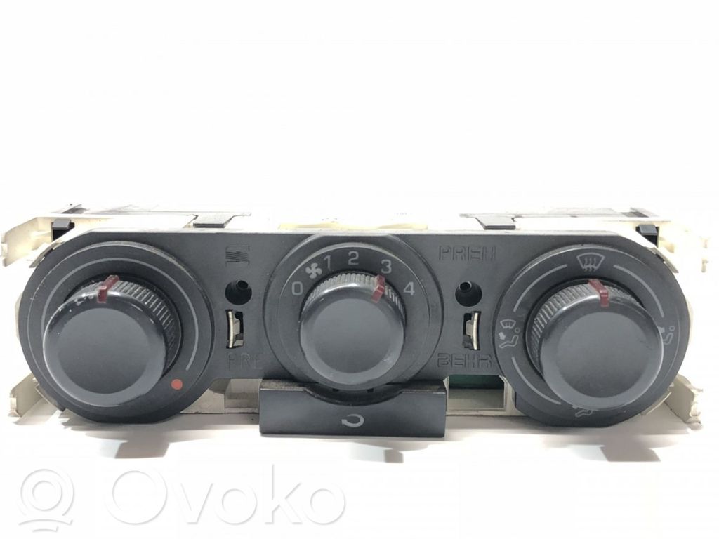 Seat Cordoba (6L) Oro kondicionieriaus/ klimato/ pečiuko valdymo blokas (salone) 