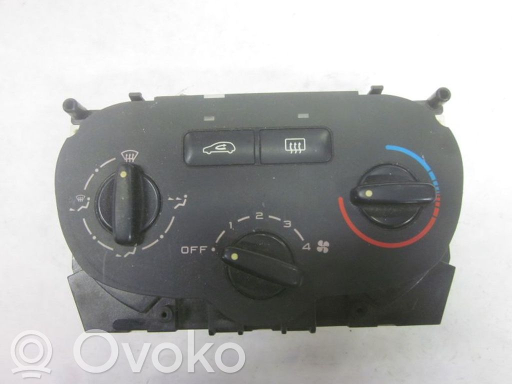 Peugeot 307 Climate control unit 