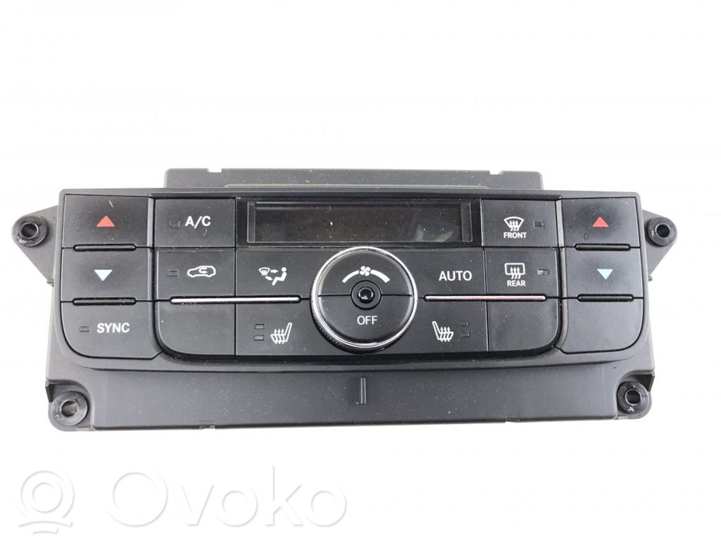 Jeep Grand Cherokee Panel klimatyzacji 