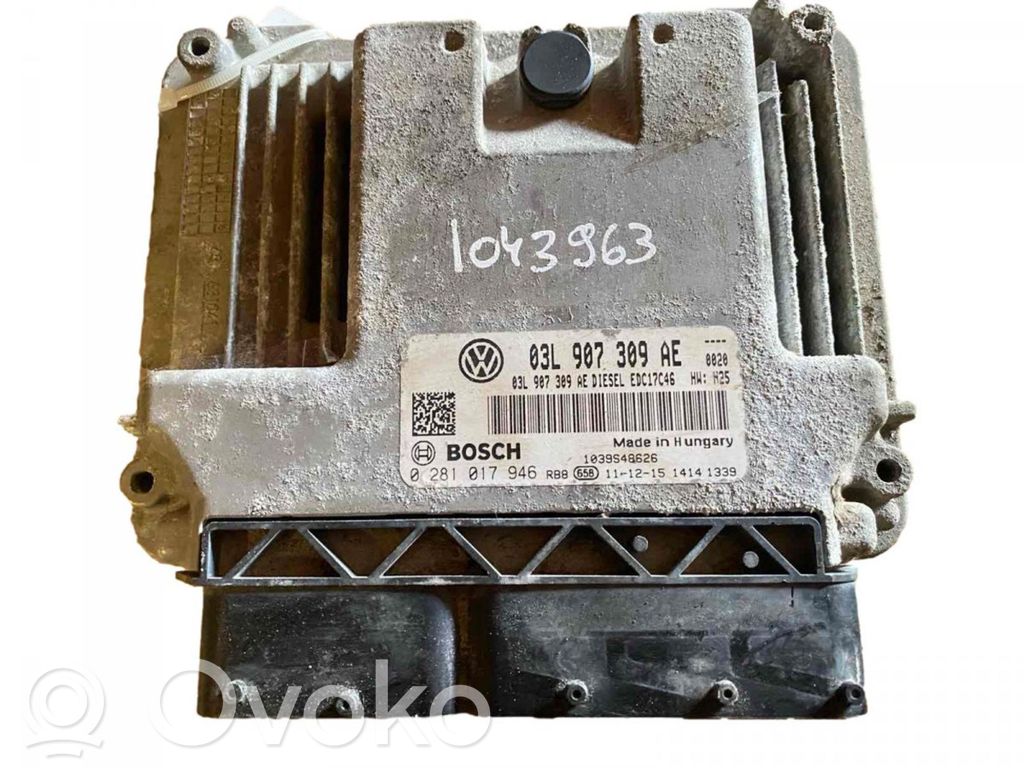 Volkswagen PASSAT B7 USA Engine control unit/module 