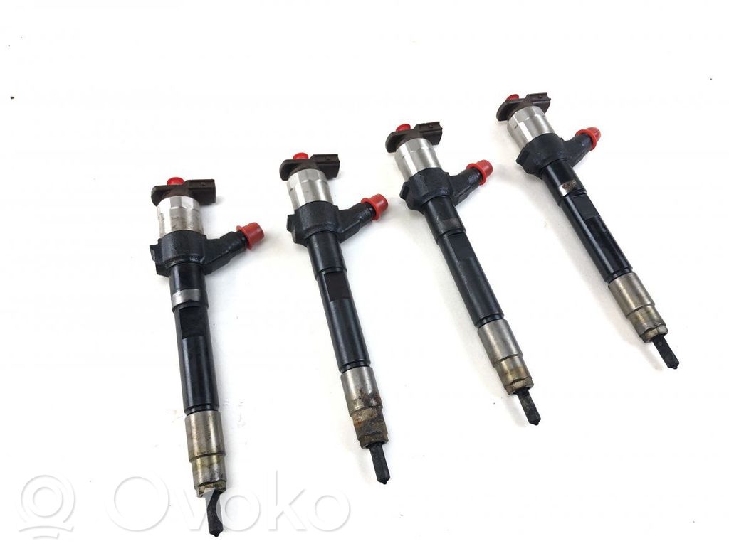 Fiat Fullback Wtryskiwacze / Komplet 