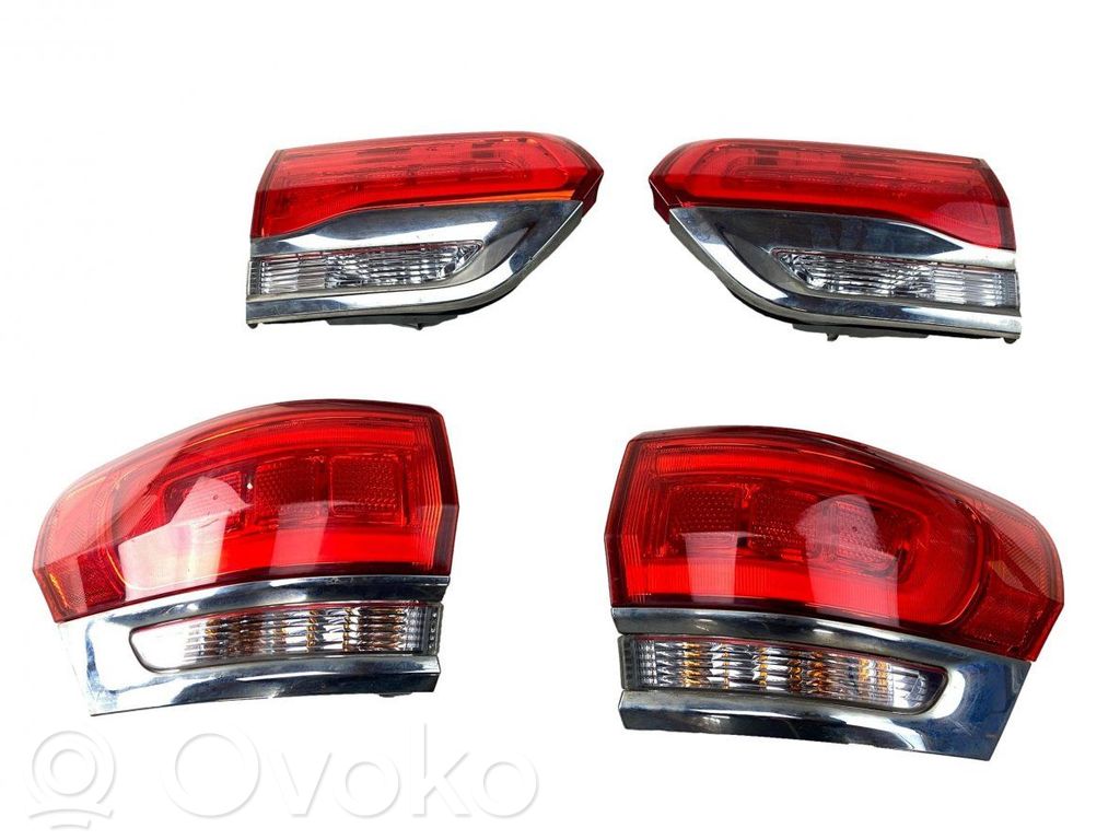 Jeep Grand Cherokee Set lămpi spate 