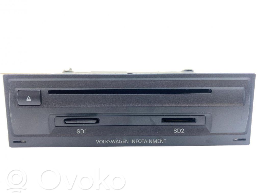 Volkswagen Touareg II Unità principale autoradio/CD/DVD/GPS 