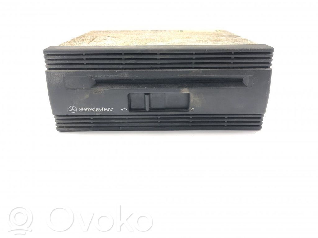 Mercedes-Benz E W210 Radio/CD/DVD/GPS head unit 