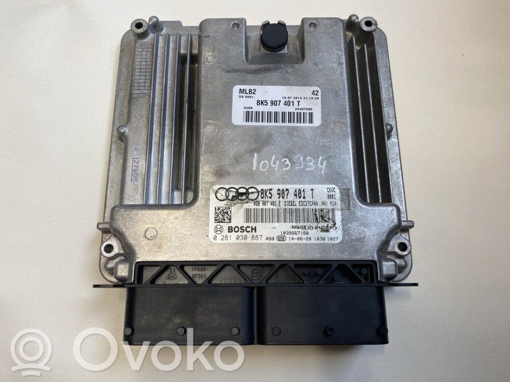 Audi A5 8T 8F Engine control unit/module 