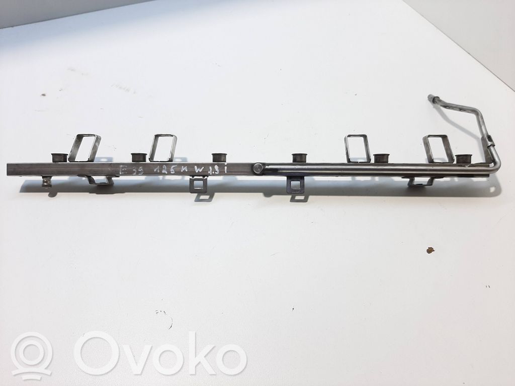 Fuel main line pipe   1437442