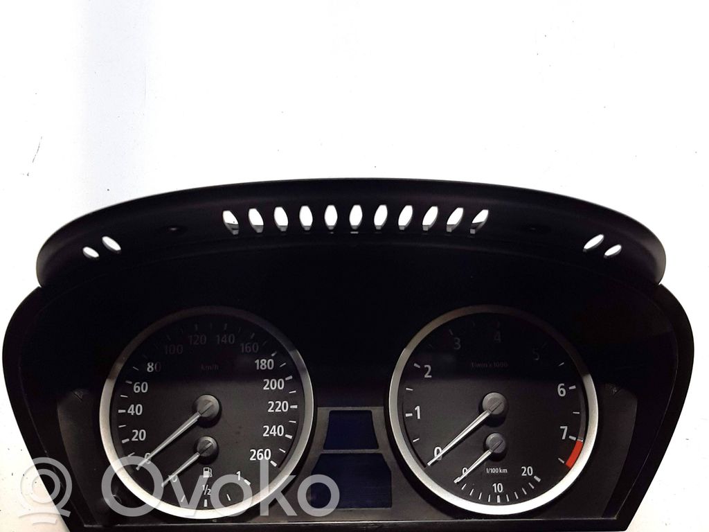BMW 5 E60 E61 Speedometer (instrument cluster) 