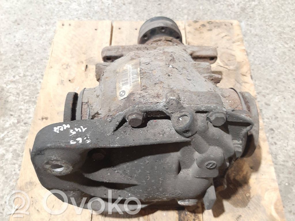 BMW 5 E60 E61 Galinis reduktorius 