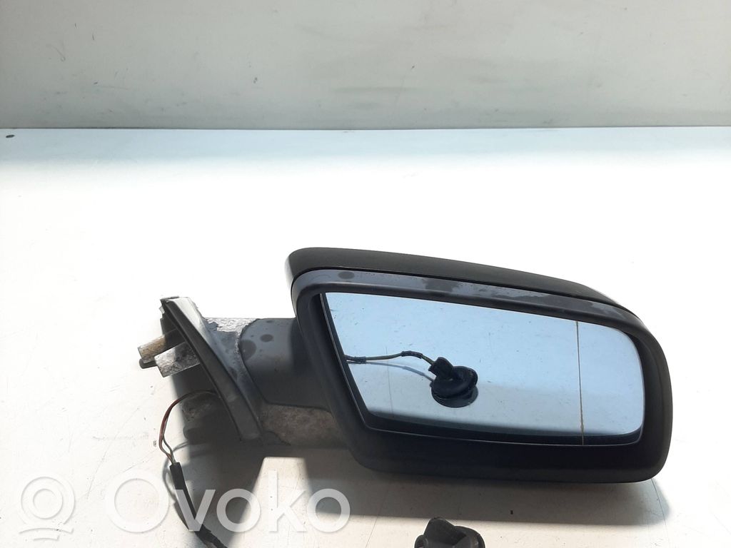 Front door electric wing mirror   E1010748