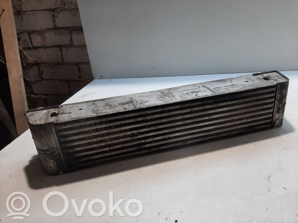 BMW 7 E65 E66 Interkūlerio radiatorius 