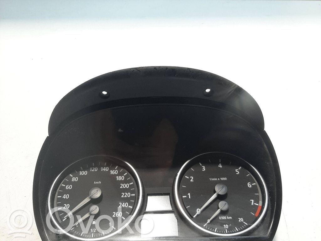 BMW 3 E90 E91 Nopeusmittari (mittaristo) 