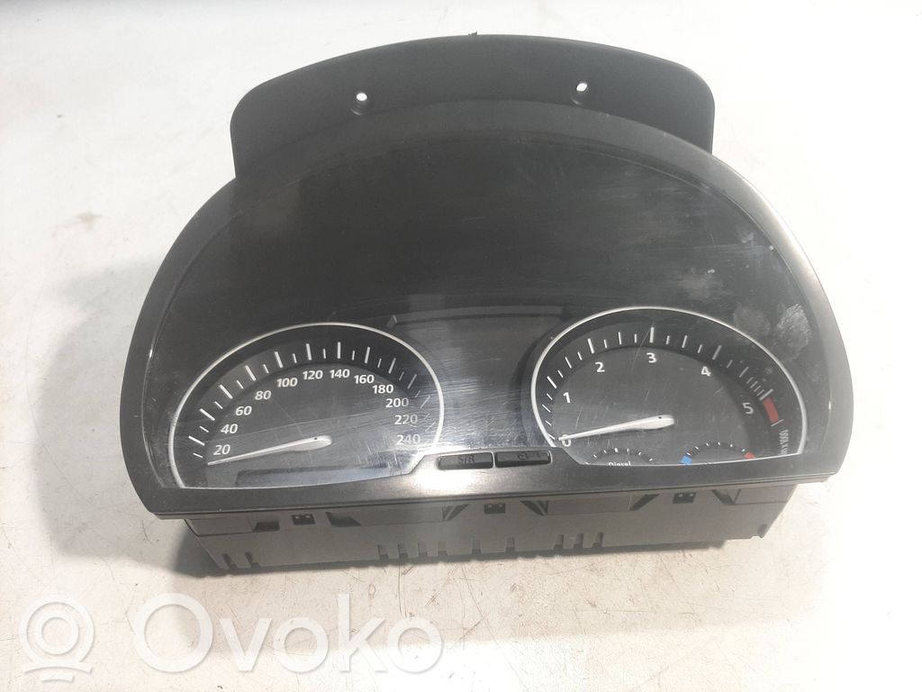 BMW X3 E83 Speedometer (instrument cluster) 