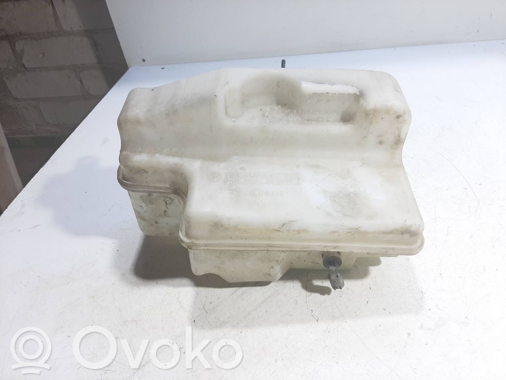 BMW 7 E65 E66 Logu šķidruma tvertne 