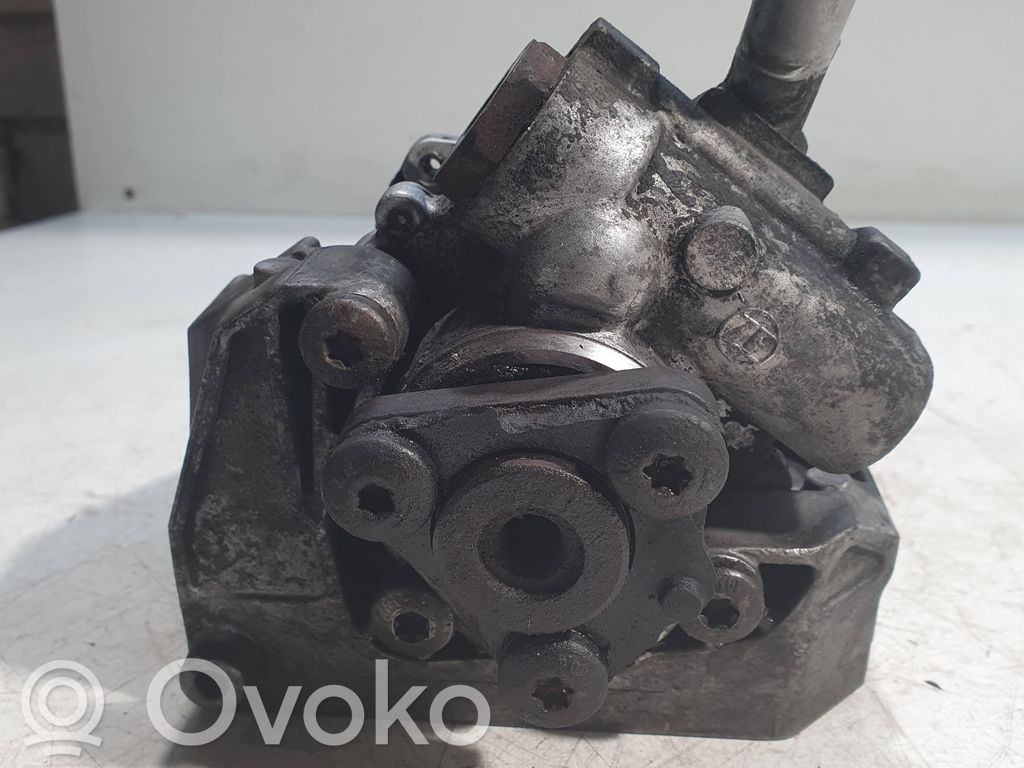 BMW 3 E90 E91 Ohjaustehostimen pumppu 
