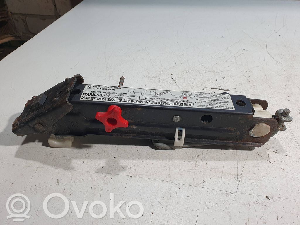 BMW 7 E65 E66 Lift Jack 