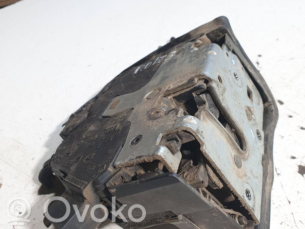 BMW X5 E53 Front door lock 