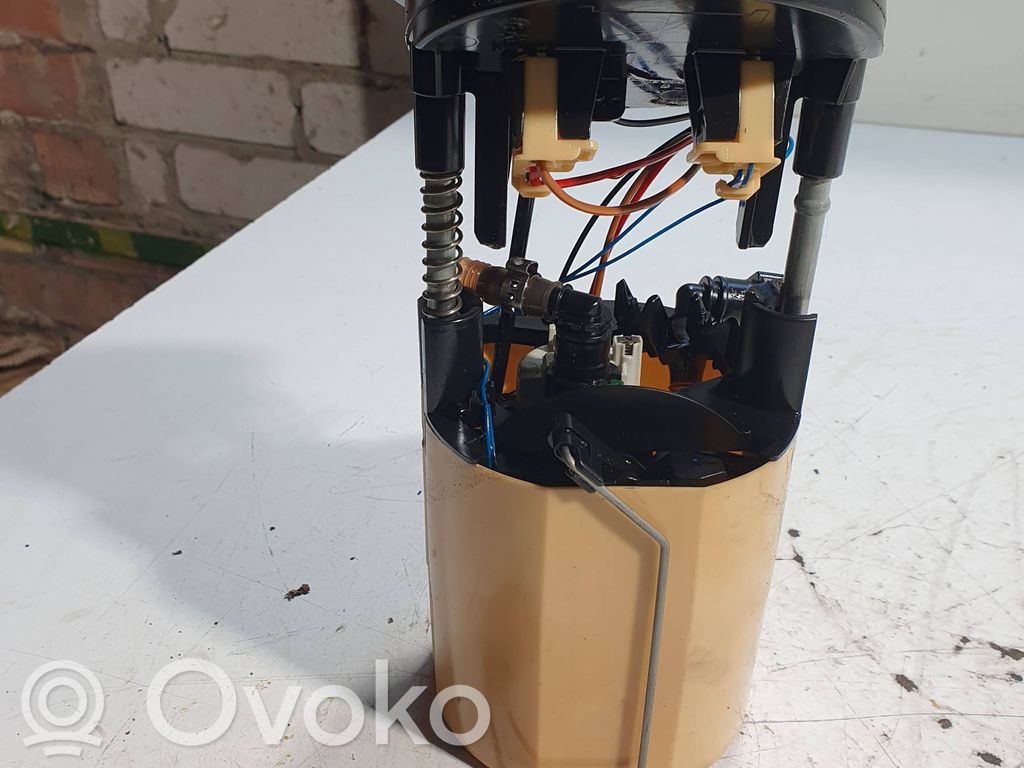 BMW 3 E90 E91 Bomba interna de combustible 