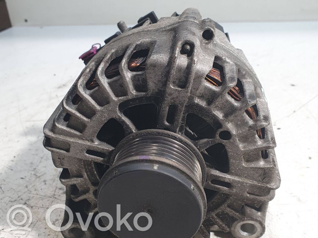 BMW 5 F10 F11 Alternador 