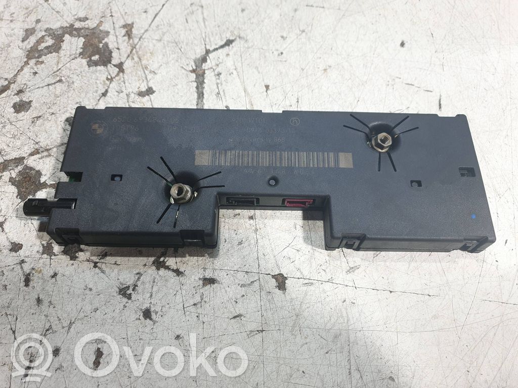 BMW 3 E90 E91 Antenos stiprintuvas 