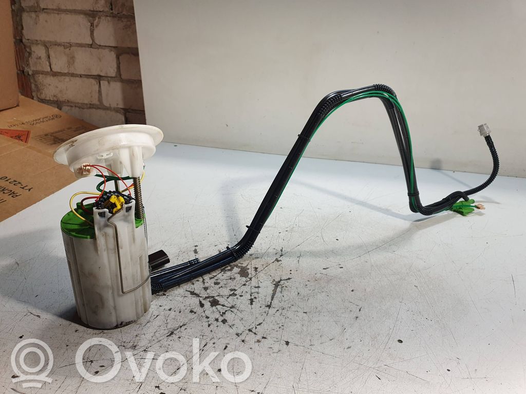 BMW 5 E60 E61 In-tank fuel pump 