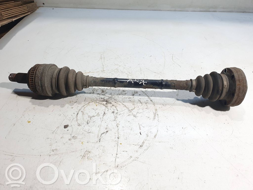 Rear driveshaft   7533445