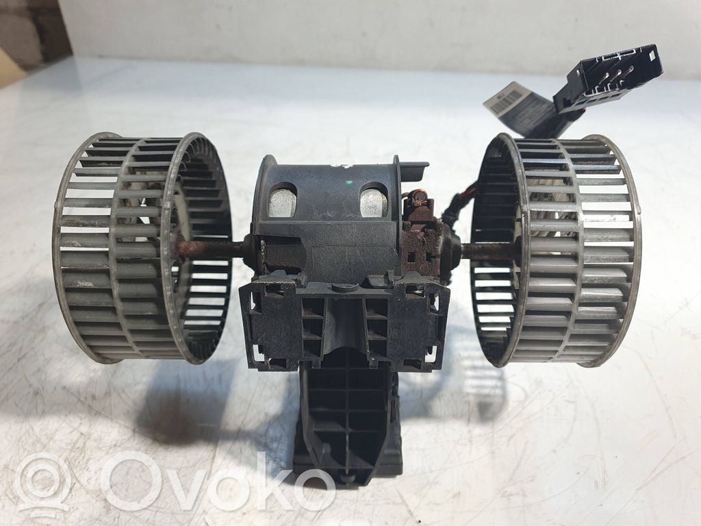 Mazā radiatora ventilators   6934972,E1389,21092006,EE394T