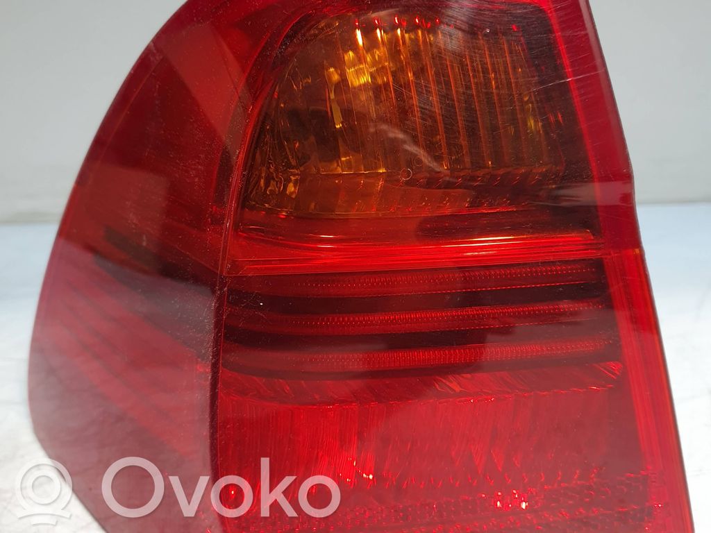 Rear/tail lights   7160061