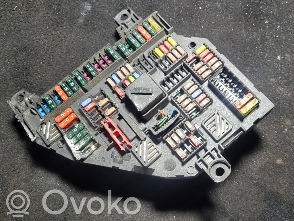 Fuse box set   01297767,9234423,060511,217033452