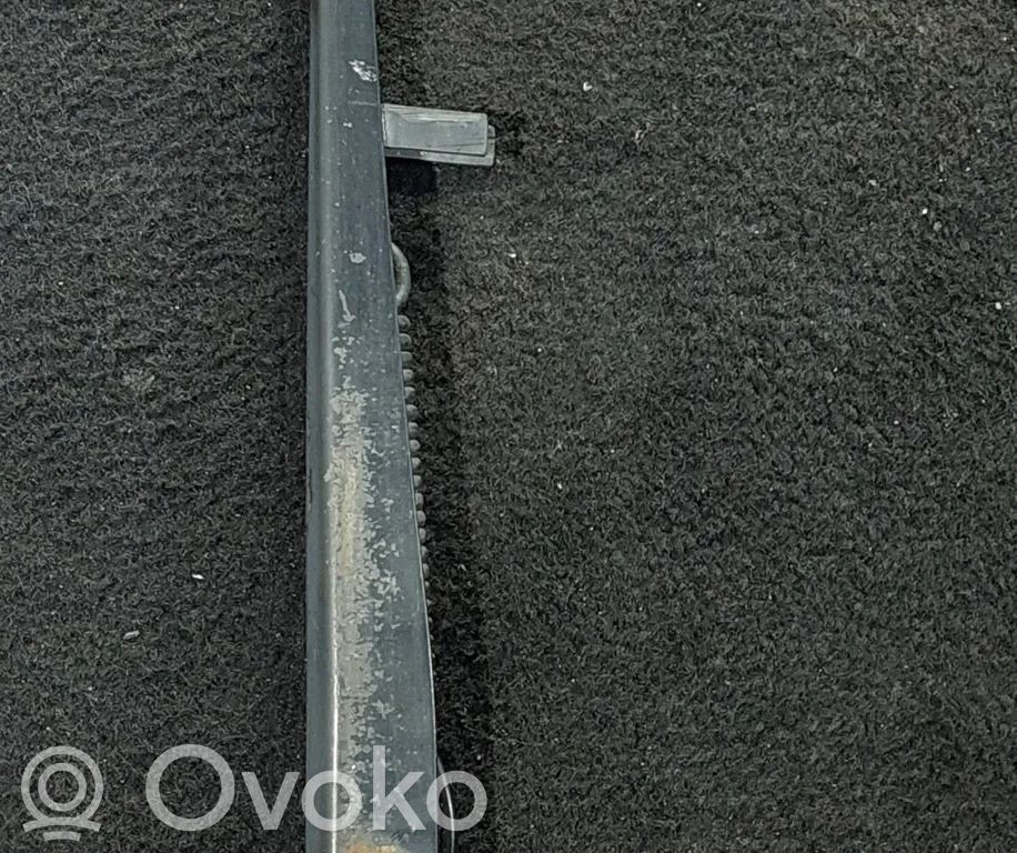 BMW X5 E53 Tuulilasinpyyhkimen sulka 