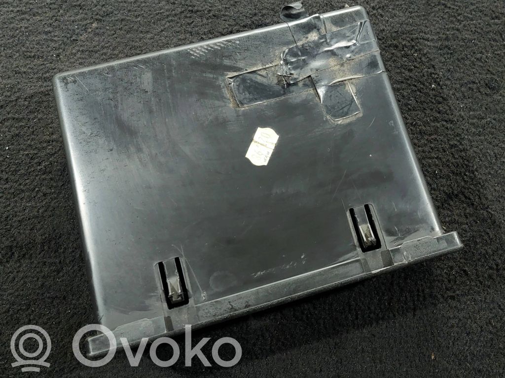 Opel Astra G Compartimiento/consola central del panel 