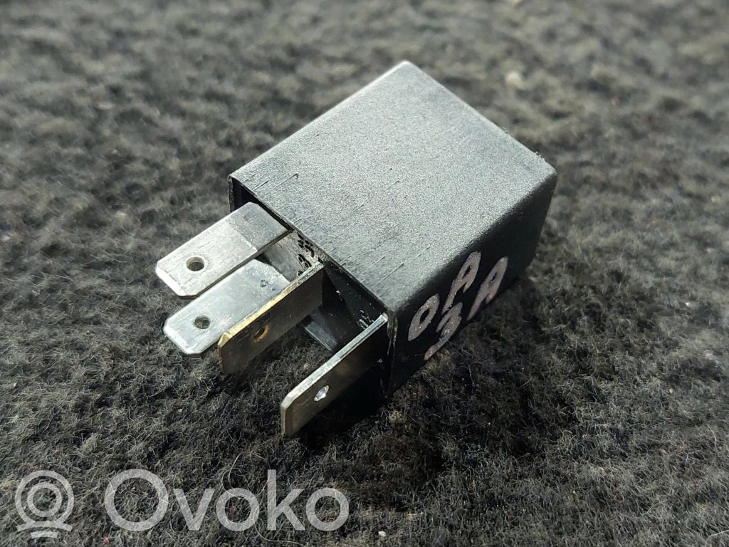 Inne przekaźniki   12V216A,90229206,A523