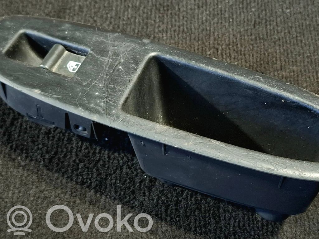 Alfa Romeo 159 Interruptor del elevalunas eléctrico 