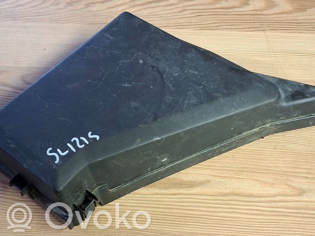Subaru Legacy Tapa de caja de fusibles 