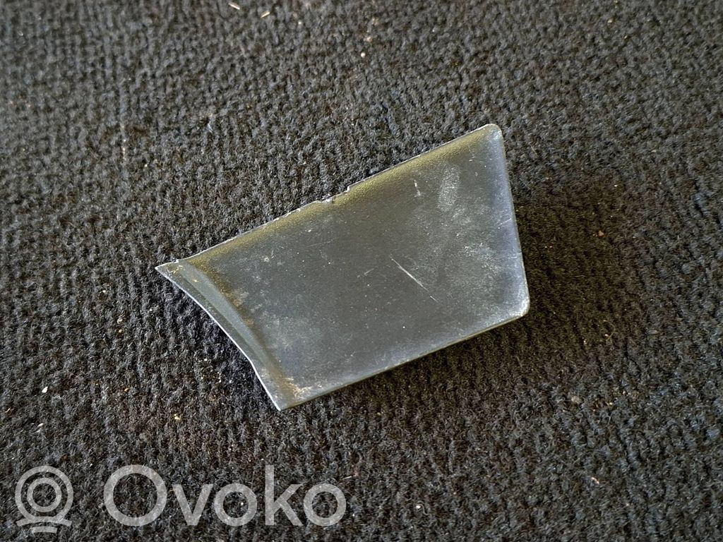 Subaru Legacy Muu etuoven verhoiluelementti 
