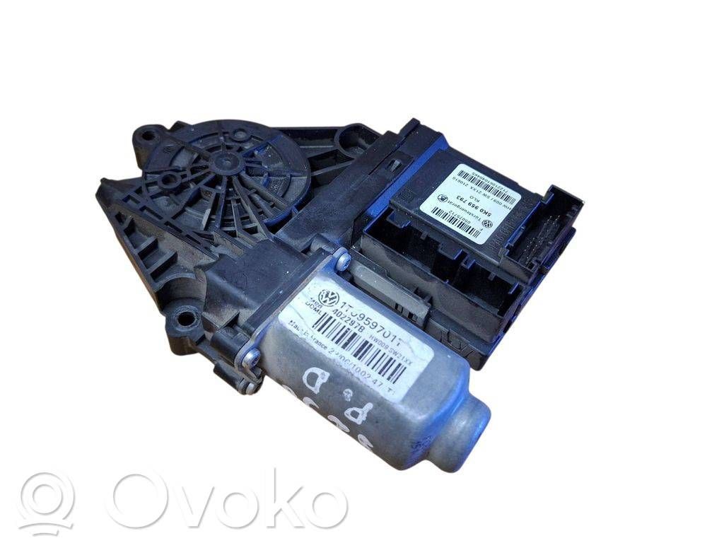 Volkswagen Caddy Silnik regulatora szyby drzwi przednich 