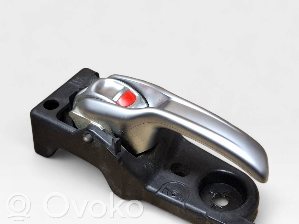 Jeep Cherokee KL Manecilla interna puerta delantera 