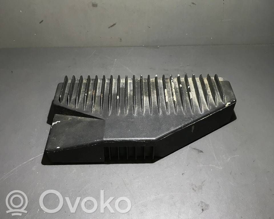 Volvo S60 Garso stiprintuvas 