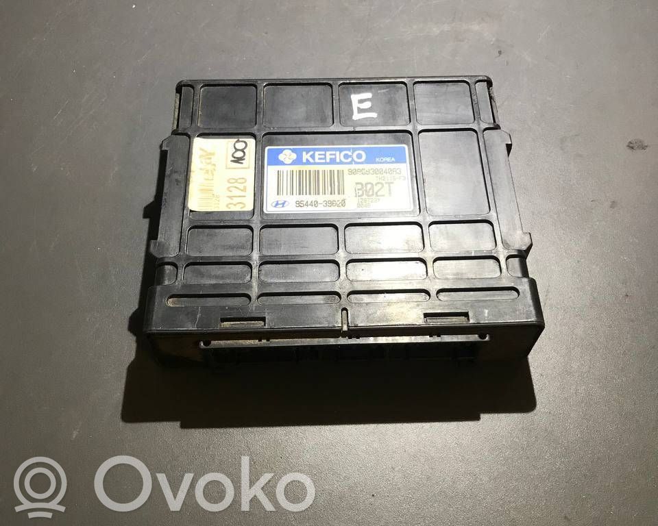 Hyundai Santa Fe Gearbox control unit/module 