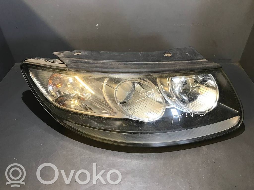 Hyundai Santa Fe Headlight/headlamp 
